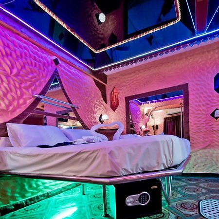 Penthouse Pattaya Hotel Eksteriør billede