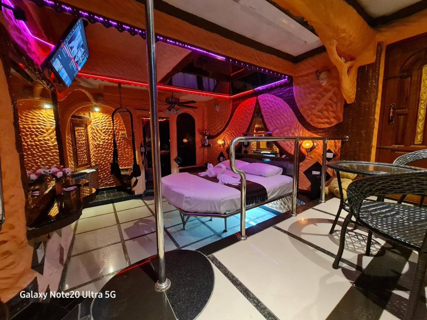 Penthouse Pattaya Hotel Eksteriør billede
