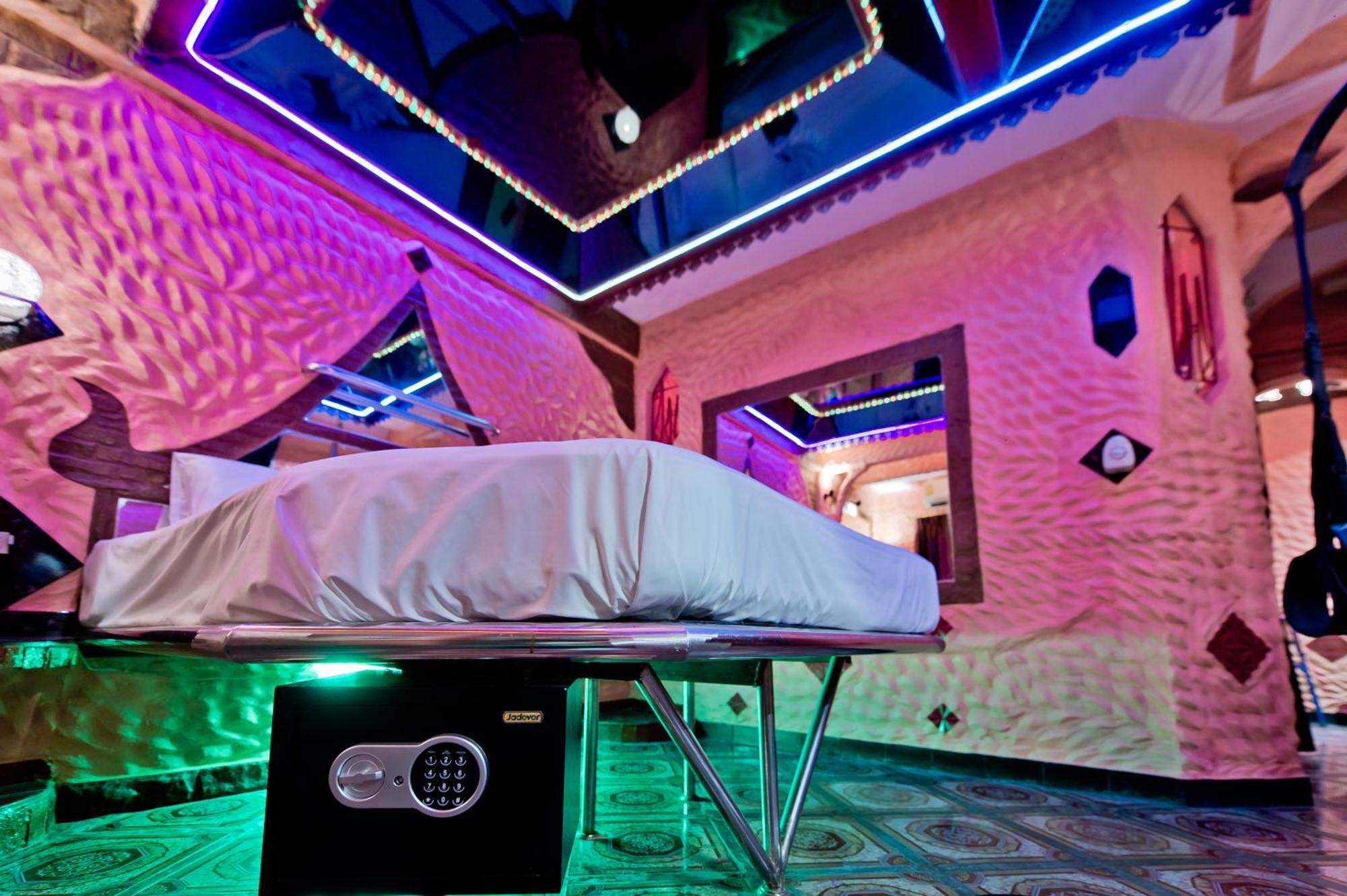 Penthouse Pattaya Hotel Eksteriør billede