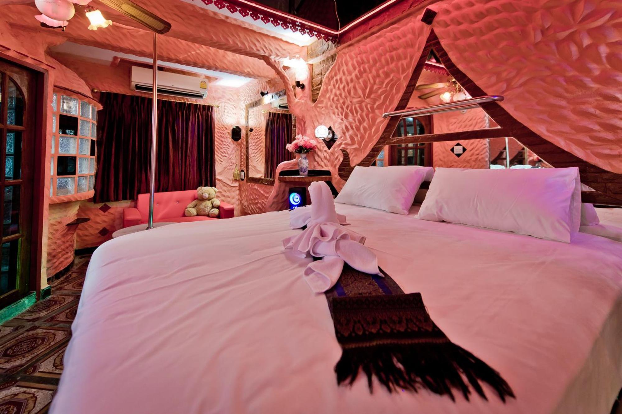 Penthouse Pattaya Hotel Eksteriør billede