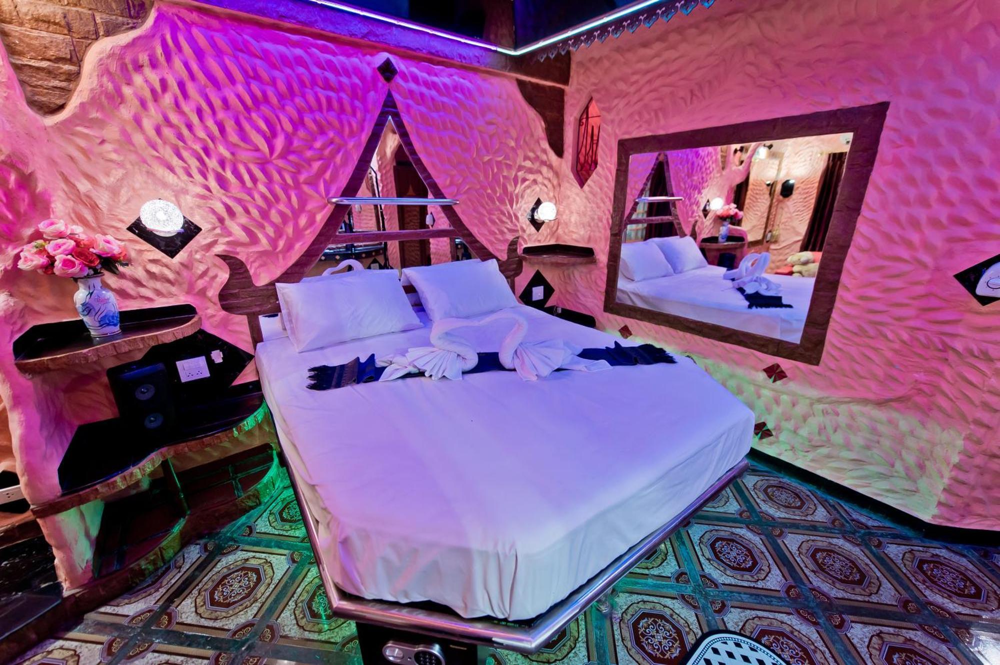 Penthouse Pattaya Hotel Eksteriør billede