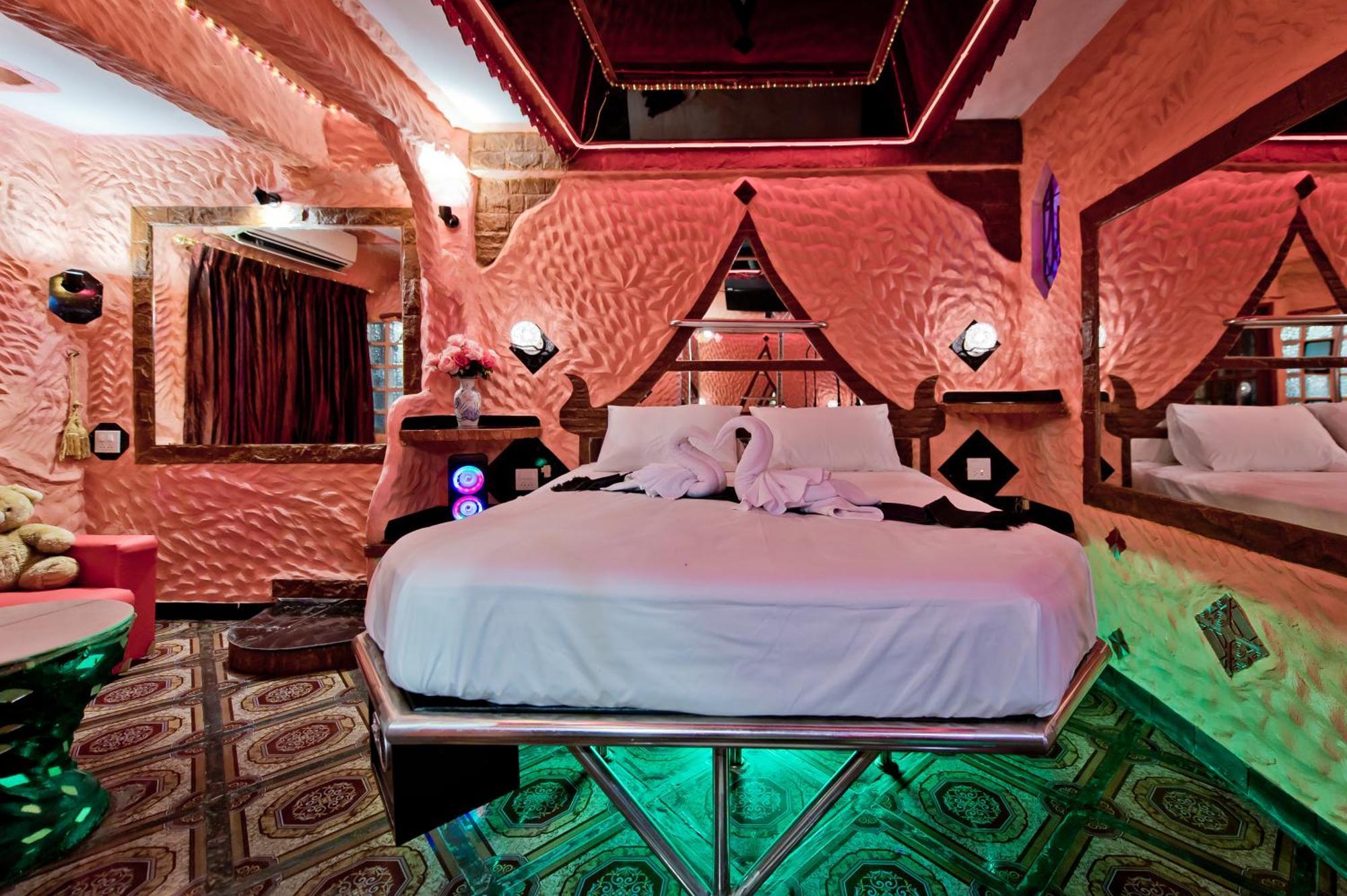 Penthouse Pattaya Hotel Eksteriør billede