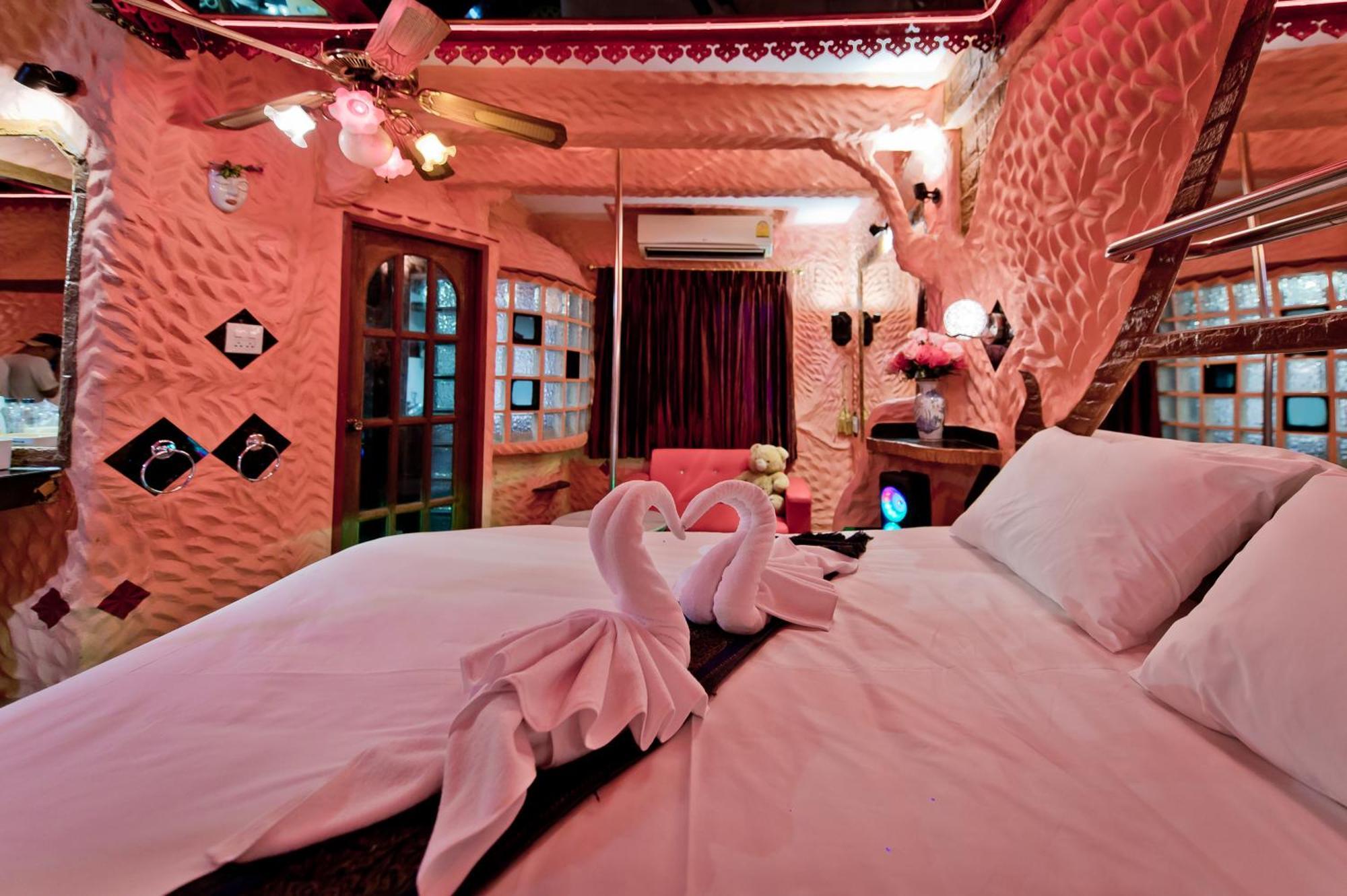 Penthouse Pattaya Hotel Eksteriør billede