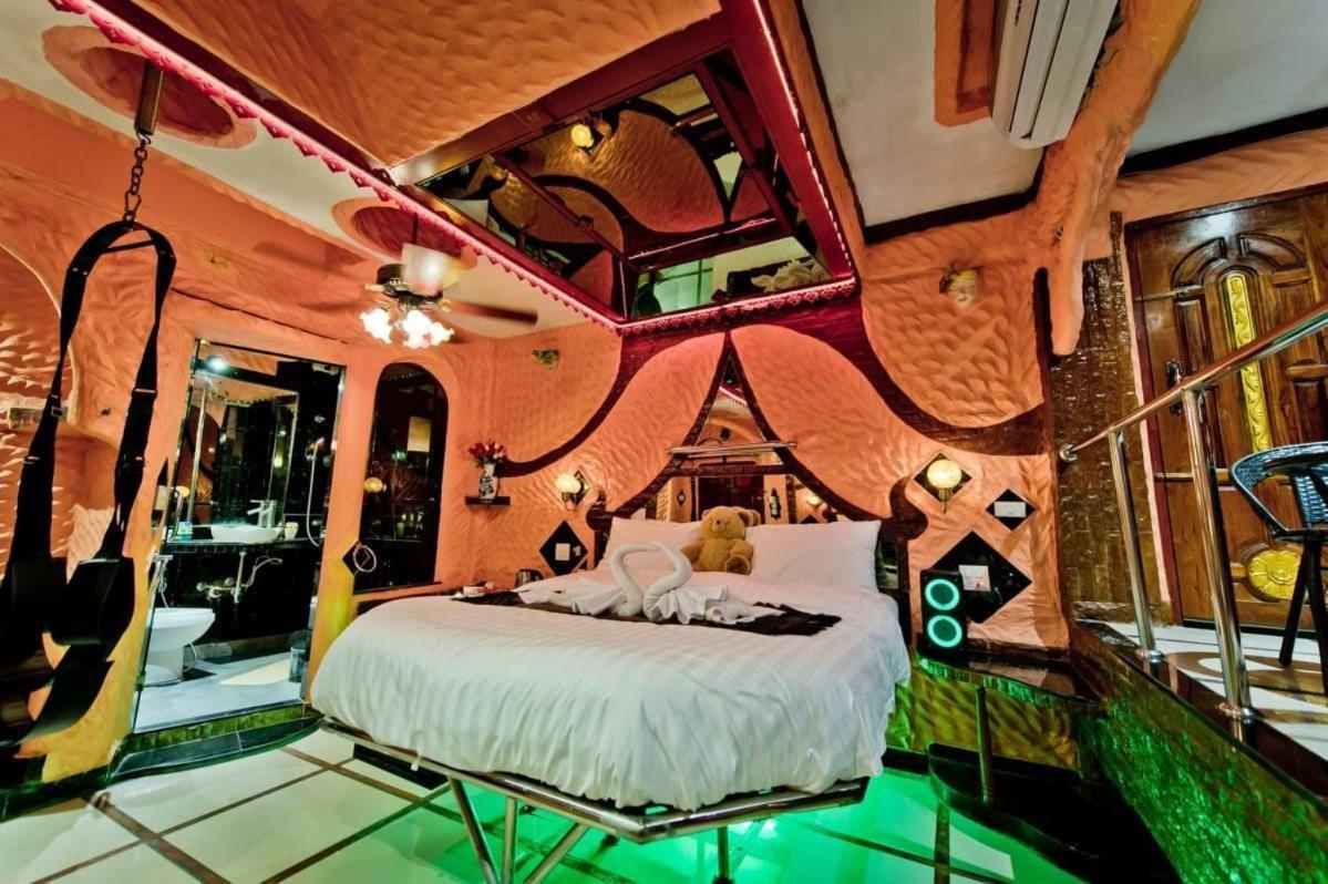 Penthouse Pattaya Hotel Eksteriør billede
