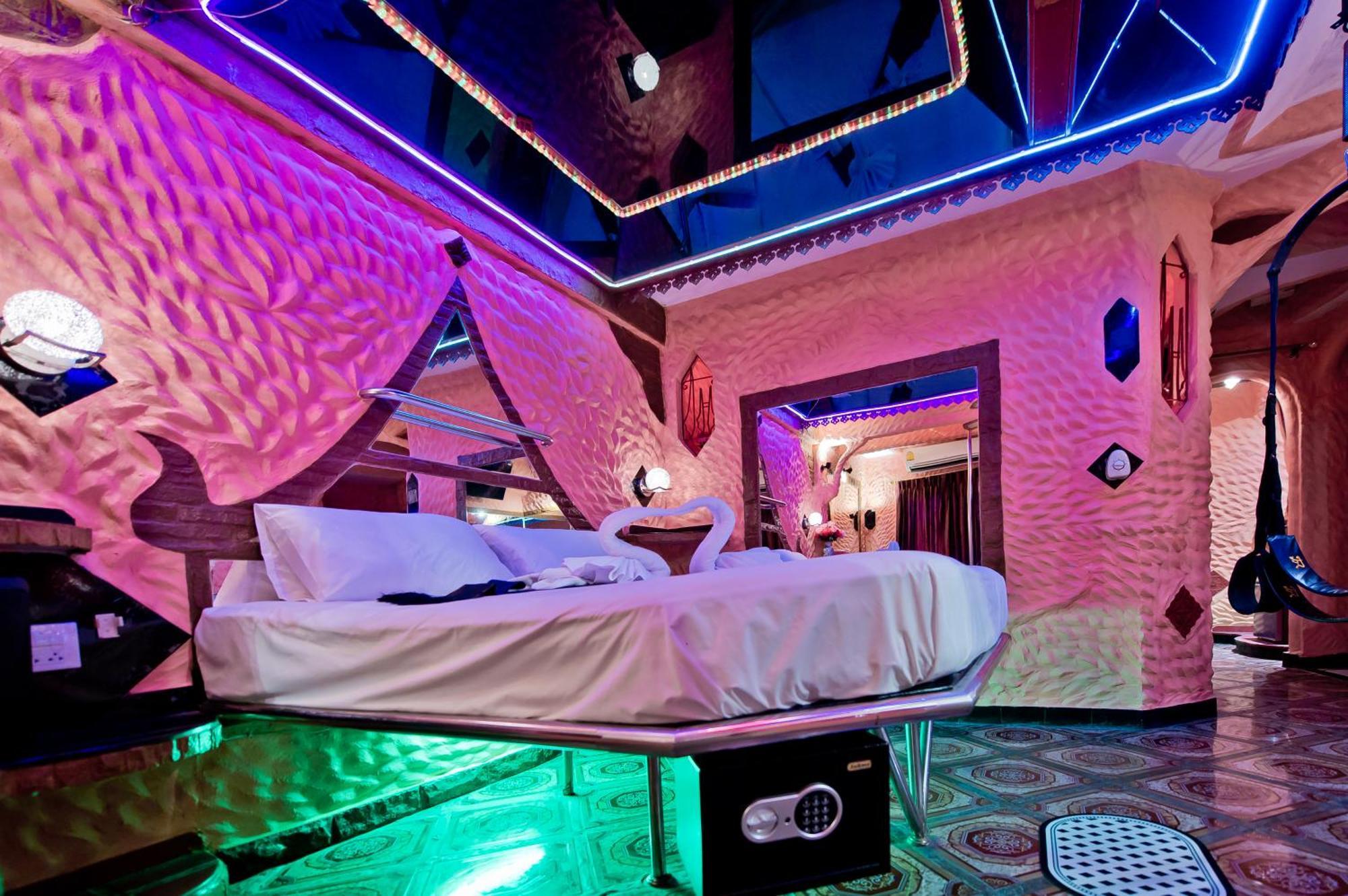 Penthouse Pattaya Hotel Eksteriør billede